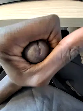 Snapshot of no1belike1 chatting on December 19, 2024, 11:29 am no1belike1 online show from December 19, 2024, 11:29 am