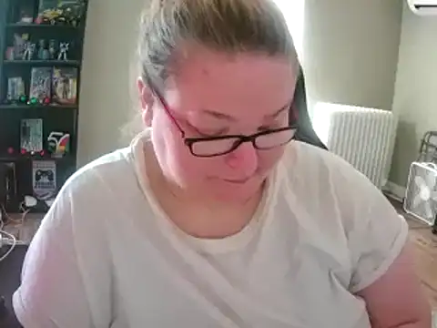 SexyWhiteChocolate online show from March 16, 2025, 4:45 pm