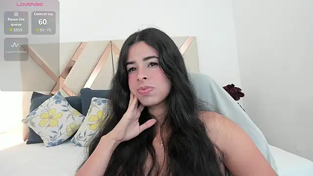 emma castilloo online show from May 27, 2026, 10:50 pm