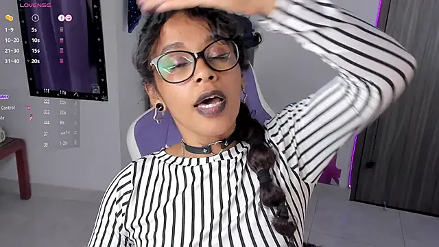 Lips SaraSofia2 online show from February 5, 2025, 3:45 am