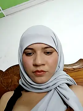 hanaa 18 online show from February 7, 2025, 1:15 am