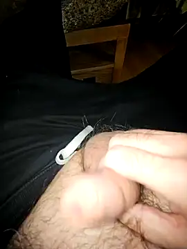 Snapshot of hotdog4you2 chatting on February 3, 2025, 10:43 pm hotdog4you2 online show from February 3, 2025, 10:43 pm