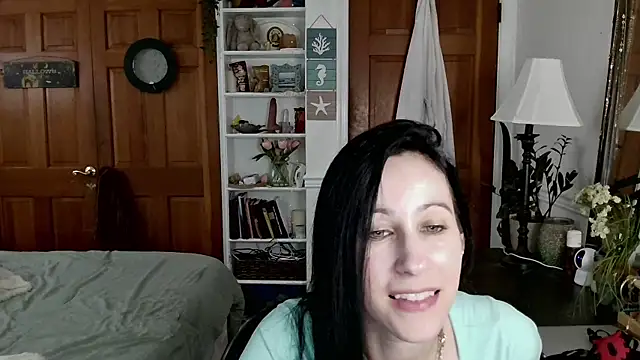 Snapshot of cutelittlemama0418 chatting on October 16, 2025, 7:22 pm cutelittlemama0418 online show from October 16, 2025, 7:22 pm