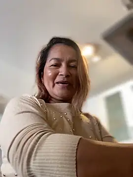 Snapshot of Jlo_69 chatting on February 18, 2026, 8:22 am Jlo 69 online show from February 18, 2026, 8:22 am