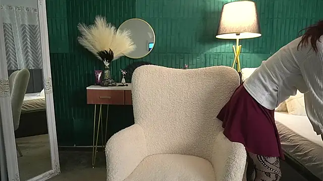 HaileyMoonn online show from February 20, 2026, 4:53 am