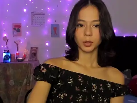 Snapshot of cute_roxana_ chatting on February 28, 2025, 10:39 pm cute roxana online show from February 28, 2025, 10:39 pm