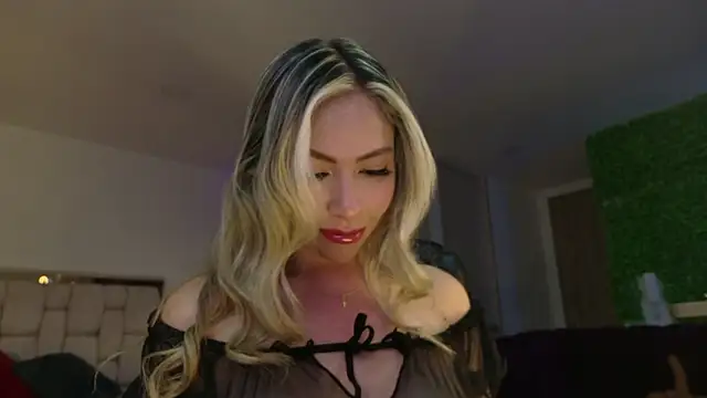 Ammy Castro online show from September 20, 2025, 11:21 pm