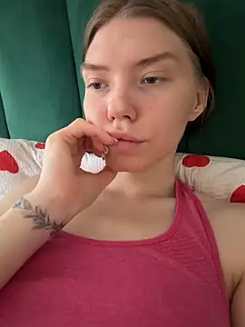 Lisaaa Alisa online show from June 14, 2026, 10:16 am