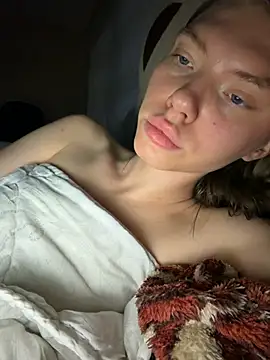 Lisaaa Alisa online show from June 16, 2026, 10:21 pm