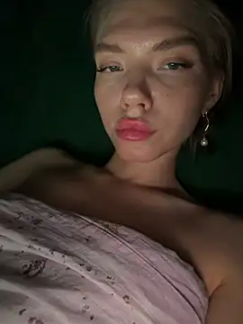 Lisaaa Alisa online show from June 24, 2026, 9:12 pm