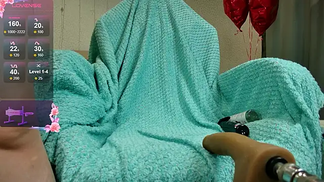 oliviiaa online show from March 16, 2026, 12:18 am