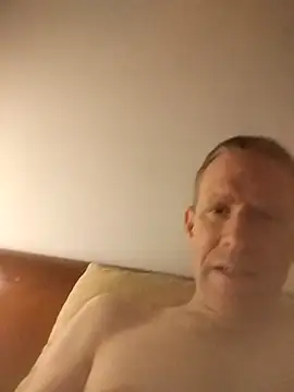 Blondinet92 online show from October 17, 2025, 9:05 pm