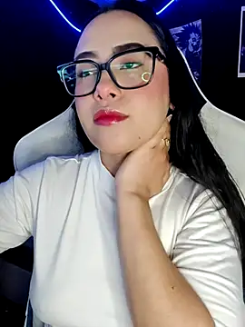 Janna mnt online show from October 28, 2025, 5:08 am