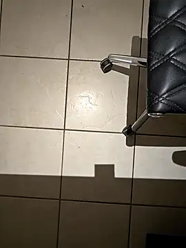 Lorent6969 online show from December 5, 2025, 7:18 am