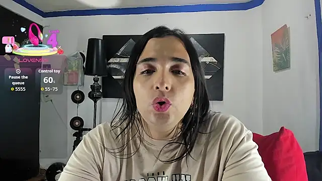 Snapshot of SARAMISHA chatting on January 10, 2026, 1:39 pm SARAMISHA online show from January 10, 2026, 1:39 pm