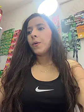 LittleDoll    online show from February 14, 2026, 3:56 pm