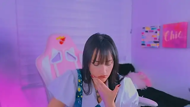 Snapshot of Sara__Ramirez chatting on September 26, 2025, 3:46 am Sara  Ramirez online show from September 26, 2025, 3:46 am