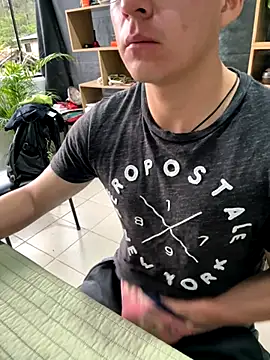 97banana online show from October 27, 2025, 10:22 pm