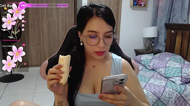 camilita08 online show from June 25, 2026, 9:20 pm