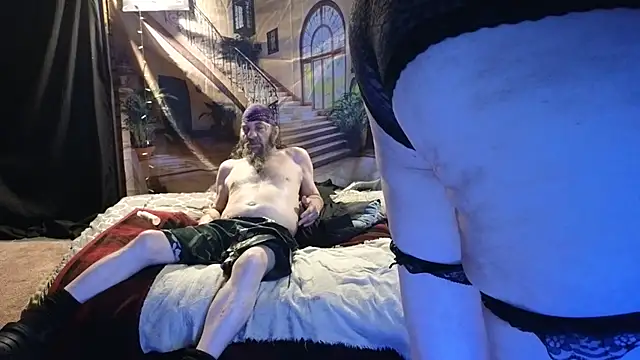 Snapshot of PropertyAndBiker chatting on October 5, 2025, 12:12 am PropertyAndBiker online show from October 5, 2025, 12:12 am