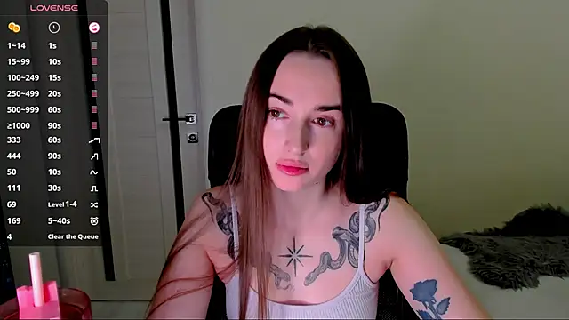 Snapshot of Kimmberr chatting on September 18, 2025, 2:47 am Kimmberr online show from September 18, 2025, 2:47 am