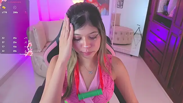 Snapshot of NATAASHA___ chatting on November 4, 2025, 3:21 am NATAASHA online show from November 4, 2025, 3:21 am