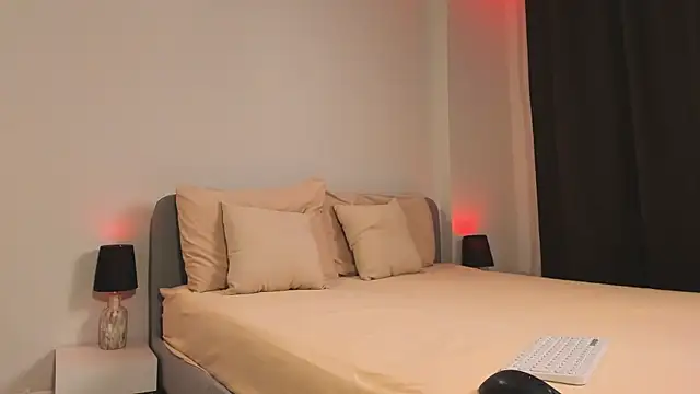 Snapshot of ShySara chatting on October 2, 2025, 4:32 pm ShySara online show from October 2, 2025, 4:32 pm