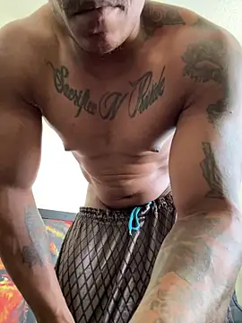 MidnightFlexxx online show from October 13, 2025, 3:24 pm