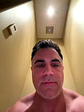 Bad daddy21 online show from January 7, 2026, 6:51 am