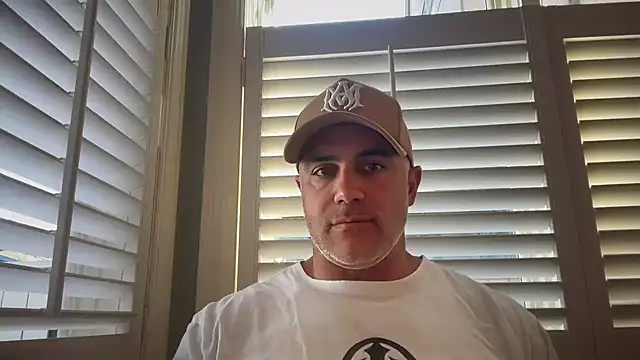 Snapshot of Bad_daddy21 chatting on October 20, 2025, 6:41 pm Bad daddy21 online show from October 20, 2025, 6:41 pm