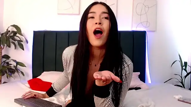 NicollColeman online show from January 14, 2026, 5:16 pm