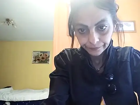 ChantalXOrchid online show from June 14, 2026, 7:42 am