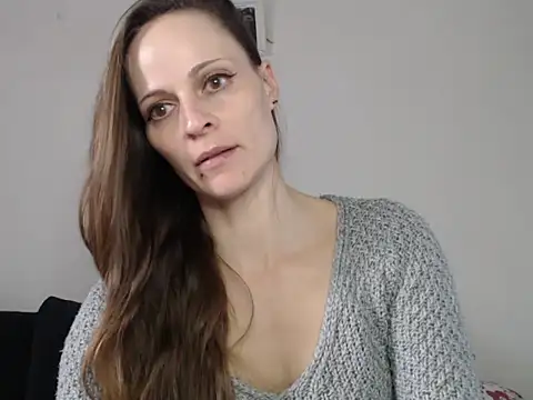 naikah714 online show from February 4, 2026, 3:07 pm