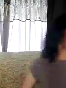 SidneyRaee online show from February 4, 2025, 3:47 pm