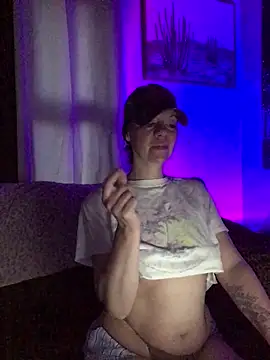 SidneyRaee online show from September 27, 2025, 12:33 pm