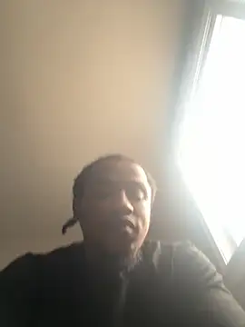 Snapshot of MandingoSlinging chatting on October 17, 2025, 6:53 pm MandingoSlinging online show from October 17, 2025, 6:53 pm