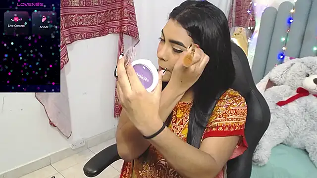 lakshmiraniii online show from November 28, 2025, 12:16 pm