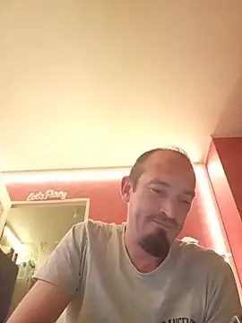 Denislamalice34 online show from May 19, 2026, 8:38 pm