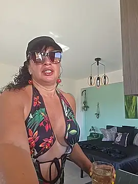 Snapshot of TheGoddessBianca chatting on July 18, 2026, 6:55 am TheGoddessBianca online show from July 18, 2026, 6:55 am