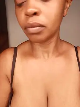 boobsnipplian online show from June 3, 2026, 3:29 am
