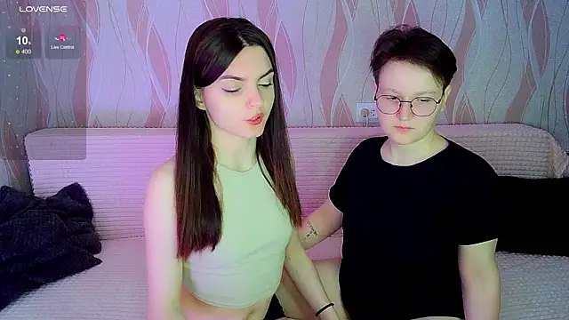  crazy baby  online show from November 24, 2025, 7:36 pm