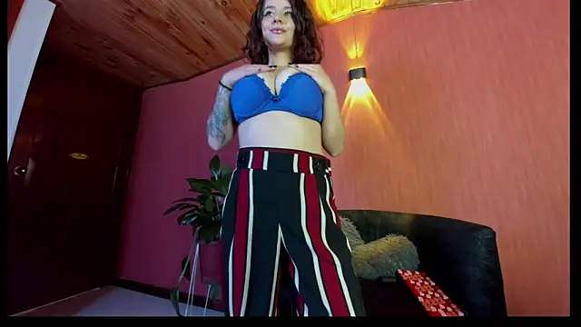 kassandra james online show from April 15, 2026, 2:43 pm