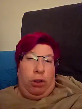 Snapshot of dieGeile0411 chatting on October 17, 2025, 5:33 am dieGeile0411 online show from October 17, 2025, 5:33 am