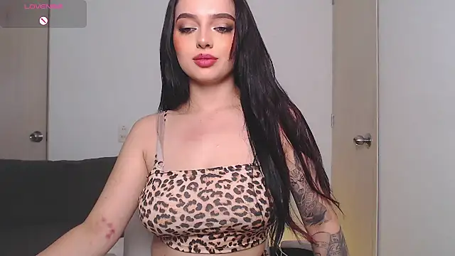 sophialorens s online show from May 31, 2026, 6:09 pm
