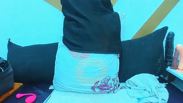 SashaBigSquirt online show from November 28, 2025, 3:17 am