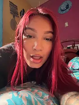 alison18  online show from November 30, 2025, 9:04 pm