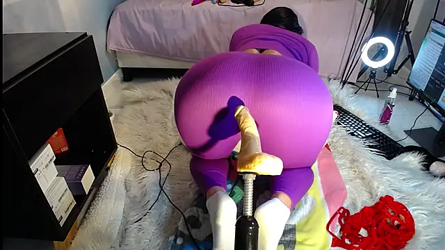 Nata bernett online show from March 8, 2025, 4:06 pm