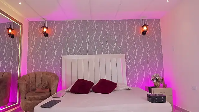 madison fox1 online show from January 9, 2026, 12:45 pm