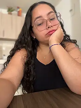 CurlyGirl 1 online show from January 7, 2026, 7:41 pm