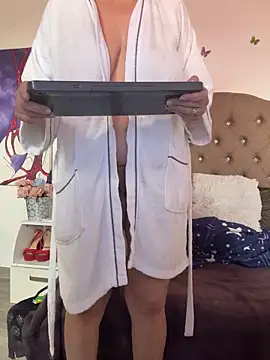 SheraHadee online show from September 23, 2025, 5:42 pm